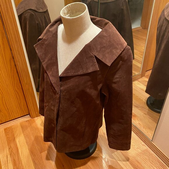 Tria Suede Jacket. Brown. Medium - Picture 5 of 10